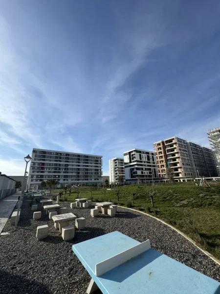 Tirane, shitet apartament 1+1+Ballkon Kati 2, 61 m² 64.000 € (Gryka kacanikut)