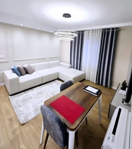 Tirane, shitet 1+1 Kati 4, 63 m² 173.000 € (Blloku)