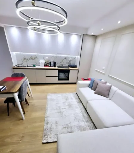 Tirane, shitet 1+1 Kati 4, 63 m² 173.000 € (Blloku)