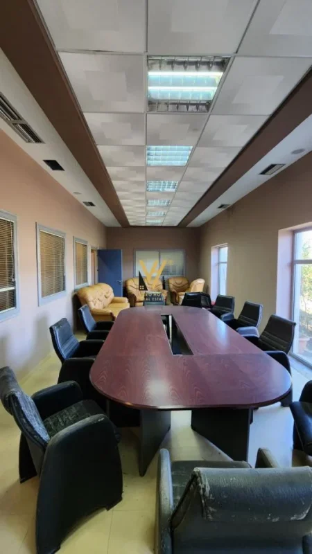 Lushnje, shitet magazine Kati 0, 12.000 m² 1.900.000 € (LUSHNJE)