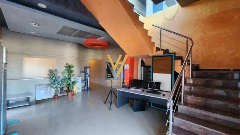 Lushnje, shitet magazine Kati 0, 12.000 m² 1.900.000 € (LUSHNJE)