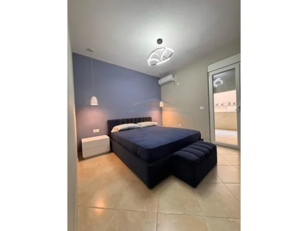 Durres, shitet apartament 2+1+Ballkon Kati 2, 160.000 € (Shkembi i Kavajes, Durres)