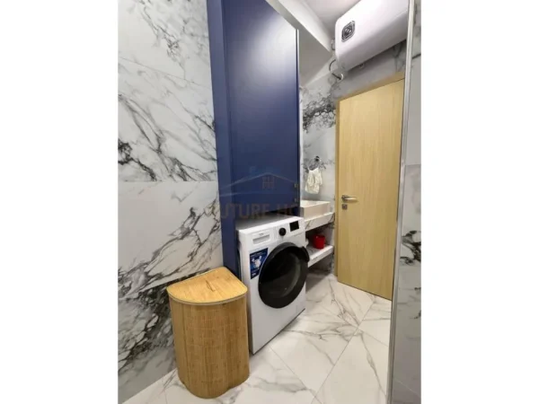 Durres, shitet apartament 2+1+Ballkon Kati 2, 160.000 € (Shkembi i Kavajes, Durres)