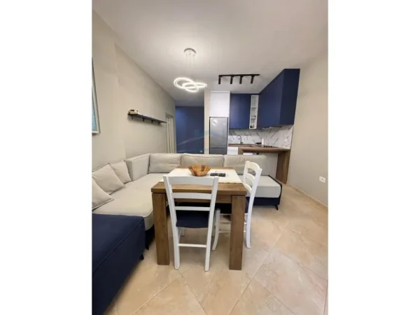 Durres, shitet apartament 2+1+Ballkon Kati 2, 160.000 € (Shkembi i Kavajes, Durres)