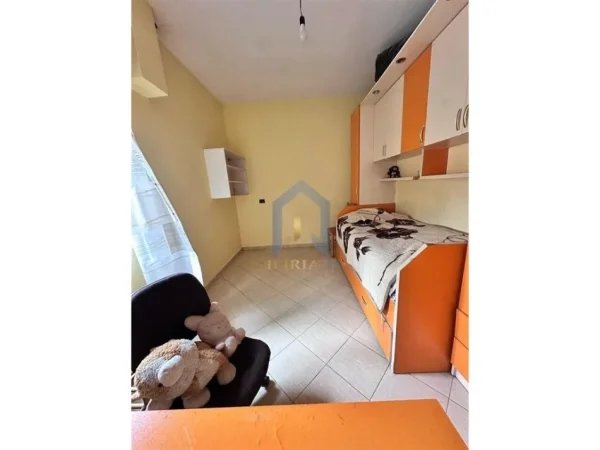 Tirane, jepet me qera apartament 3+1 Kati 2, 130 m² 500 € (Astir "Teodor Keko")