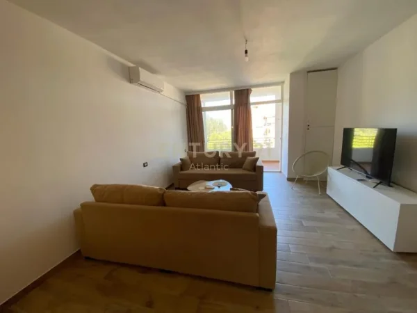 Durres, jepet me qera apartament 1+1 Kati 3, 70 m² 350 € (PLAZH ILIRIA)