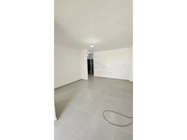 Golem, shes apartament 2+1+Ballkon Kati 4, 89 m² 116.000 € (Golem)