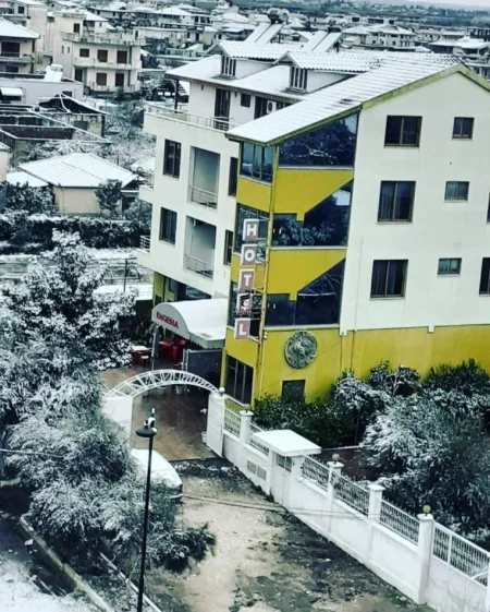 Fier, shitet hotel Kati 4, 950 m² 600.000 € (FIER)