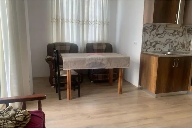 Tirane, shitet apartament 2+1 Kati 2, 84 m² 115.000 € (Shkoze)