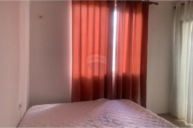 Tirane, shitet apartament 2+1 Kati 2, 84 m² 115.000 € (Shkoze)