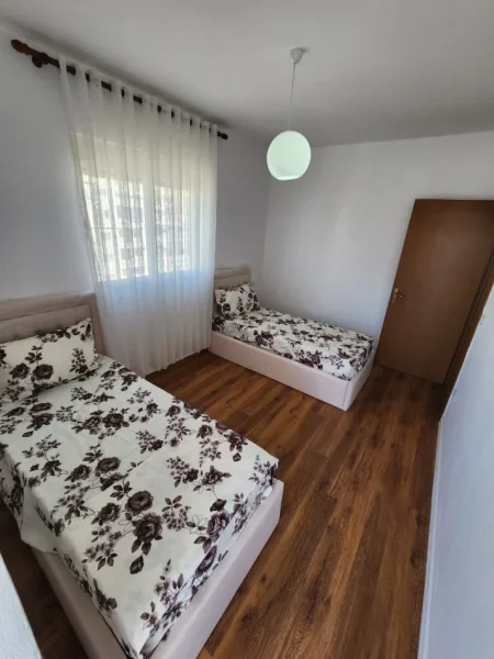 Durres, shitet apartament 2+1+Aneks+Ballkon Kati 7, 100 m² 130.000 € (Rruga Pavaresia| plazh)