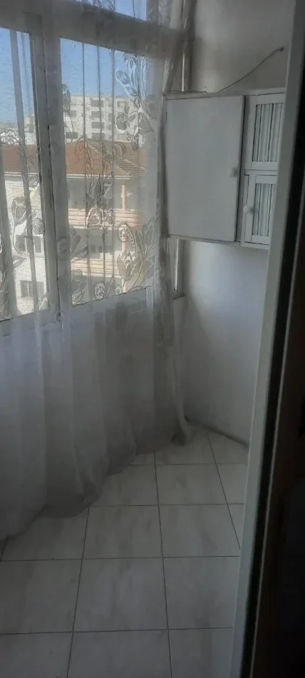 Durres, shitet apartament 2+1+Aneks+Ballkon Kati 4, 70 m² 97.000 € (Stacioni i Trenit)