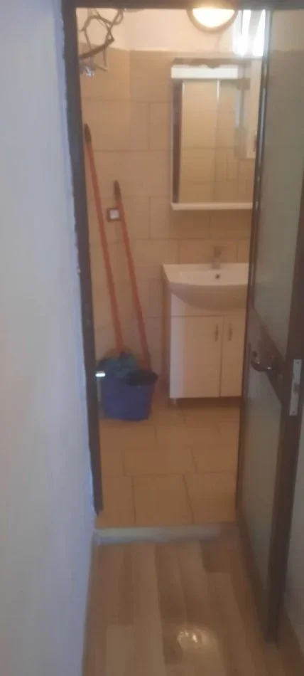 Durres, shitet apartament 2+1+Aneks+Ballkon Kati 4, 70 m² 97.000 € (Stacioni i Trenit)