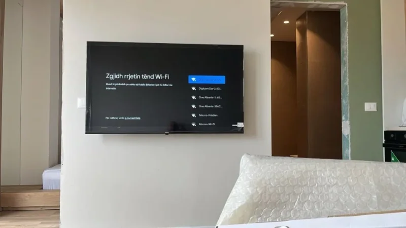 Tirane, jepet me qera apartament 1+1 Kati 7, 45 m² 500 € (astir)