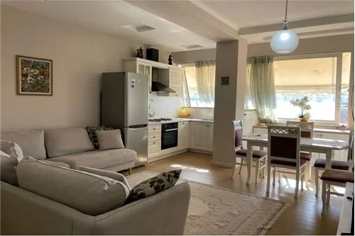 Tirane, jepet me qera apartament 2+1 Kati 5, 105 m² 750 € (Vasil Shanto)