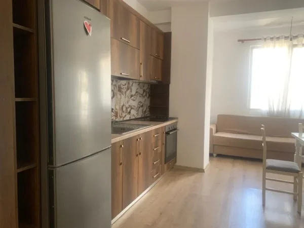Tirane, shitet 2+1 Kati 2, 76 m² 95.000 € (Shkoze)