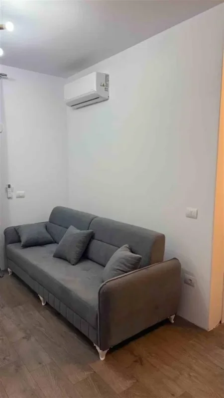 Tirane, jepet me qera apartament 1+1 Kati 7, 53 m² 420 € (Univers City, Gryka e Kacanikut)