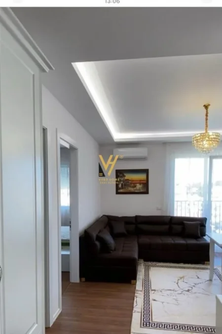 Tirane, jepet me qera apartament 2+1+Ballkon Kati 3, 90 m² 600 € (SAUK)