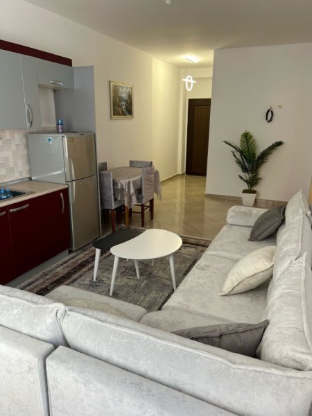 Tirane, jepet me qera apartament 2+1+Ballkon Kati 2, 85 m² 43.000 € (Teodor keko)