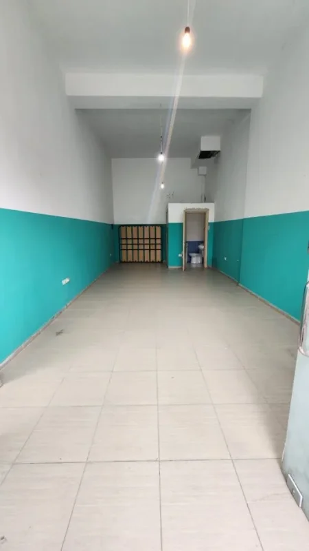 OKAZION Tirane, shitet dyqan Kati 0, 42 m² 49.000 € (DYQAN ME HIPOTEKE NE ASTIR)