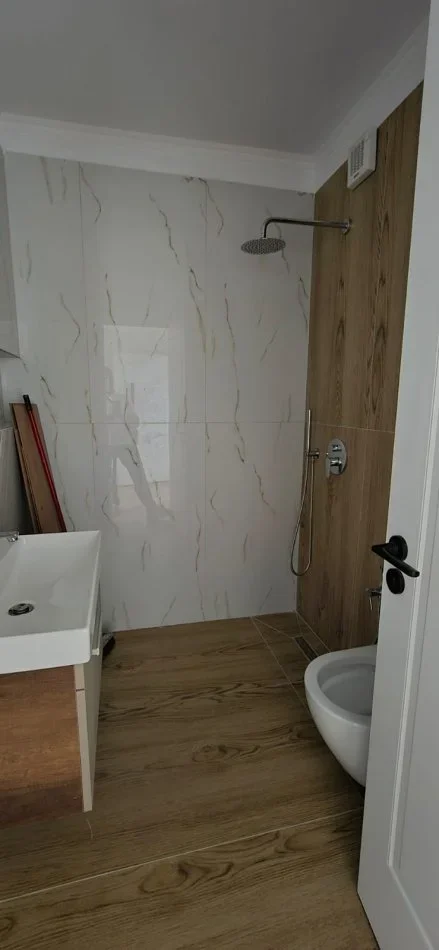 Tirane, shitet 1+1 Kati 2, 53 m² 110.000 € (Mozaiku i Tiranes.)