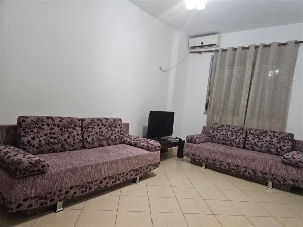 Tirane, jepet me qera apartament 2+1 Kati 3, 117 m² 550 € (ASTIR)
