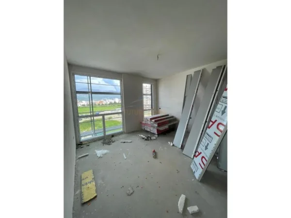 Tirane, shitet apartament 2+1+Ballkon Kati 3, 115 m² 213.000 € (Rruga Jordan Misja)