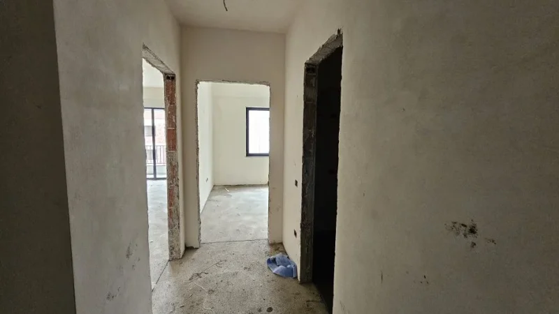 Tirane, shitet apartament 1+1 Kati 10, 64 m² 83.500 € (Astir)