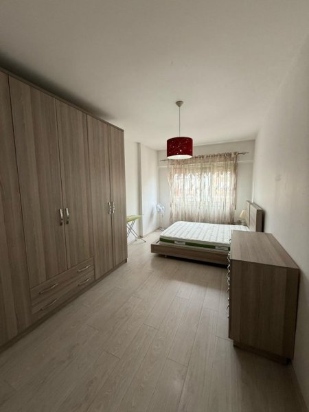 Tirane, jepet me qera apartament 1+1 Kati 9, 75 m² 600 € (Don bosko)