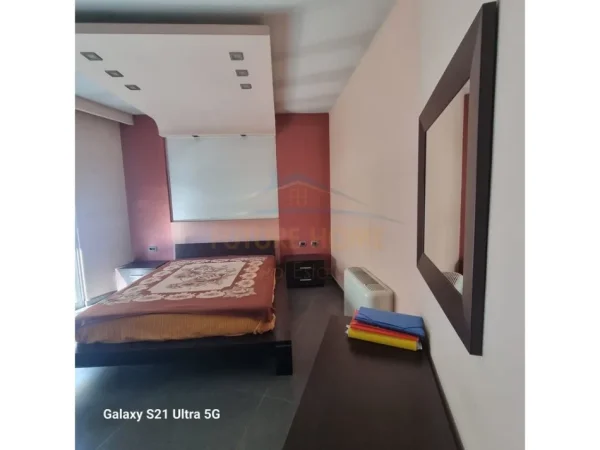 Tirane, shitet apartament 2+1+Ballkon Kati 5, 112 m² 200.000 € (Selvia)