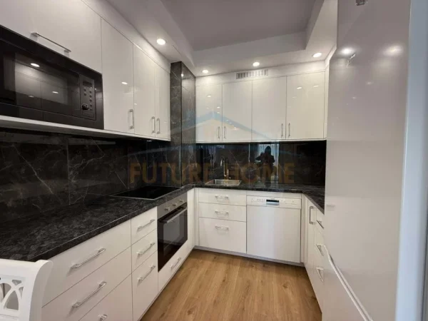 Tirane, shitet apartament 1+1+Ballkon Kati 7, 65 m² 99.000 € (Ali Demi)