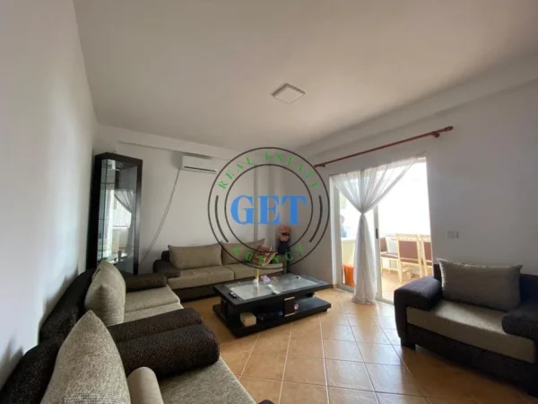 Durres, shitet apartament 1+1 Kati 7, 75 m² 82.000 € (pranë Shkollës "Bajram Curri" në Plazh)