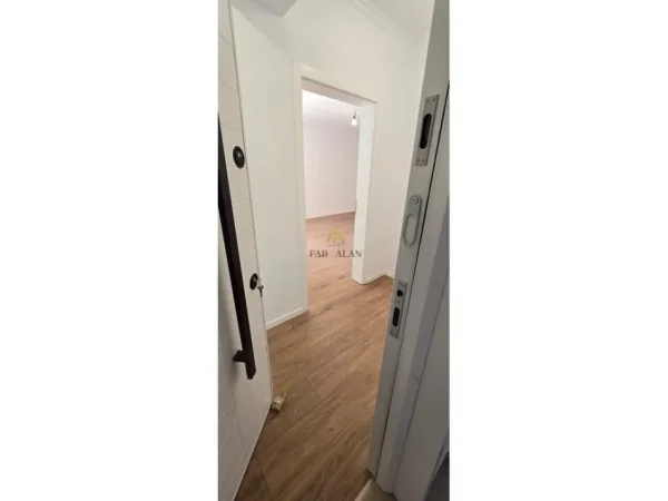 Tirane, shitet apartament 1+1 Kati 2, 49 m² 125.000 € (Mozaiku i Tiranes)