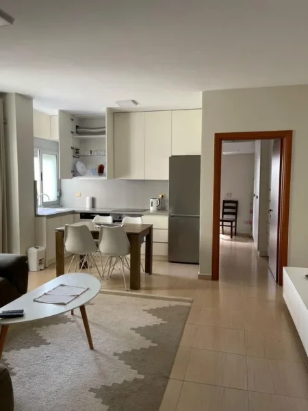Tirane, jepet me qera apartament 1+1 Kati 1, 75 m² 550 € (Jepet me Qera Apartamenti 1+1 ne rrugen Haxhi Dalliu, prane Prokurorise se Tiranes.)