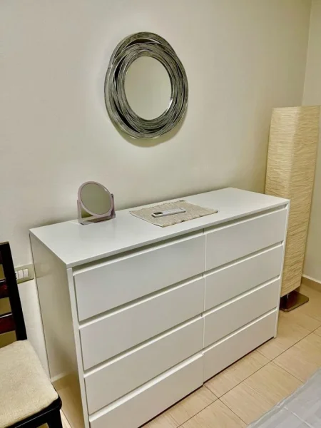 Tirane, jepet me qera apartament 1+1 Kati 1, 75 m² 550 € (Jepet me Qera Apartamenti 1+1 ne rrugen Haxhi Dalliu, prane Prokurorise se Tiranes.)