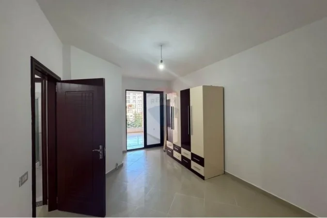 Tirane, shitet apartament 2+1 , 111 m² 133.000 € (Astir)