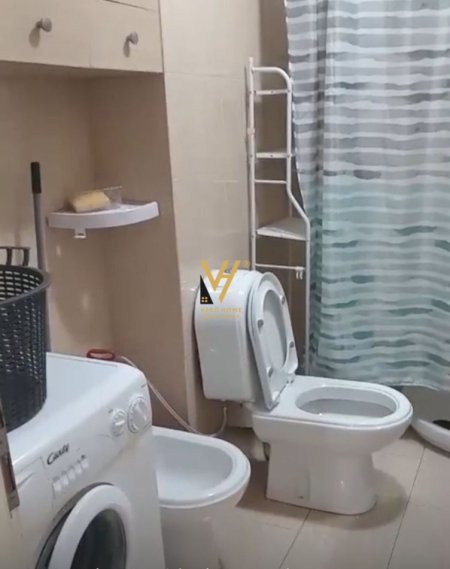Tirane, jepet me qera apartament 1+1+Ballkon Kati 4, 70 m² 450 € (DON BOSKO)