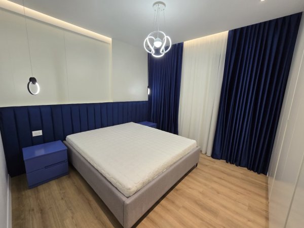 Tirane, jepet me qera apartament 2+1 Kati 7, 100 m² 700 € (Astir)