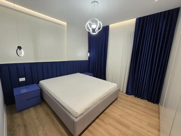 Tirane, jepet me qera apartament 2+1 Kati 7, 100 m² 700 € (Astir)