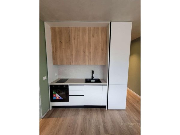 Tirane, jepet me qera apartament 1+1 Kati 7, 60 m² 500 € (ASTIR)