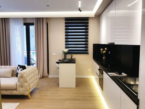 Tirane, shitet apartament 2+1+Aneks+Ballkon Kati 3, 107 m² 275.000 € (Pazari i Ri)