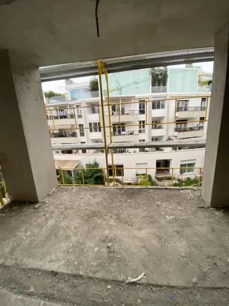 Tirane, shes apartament 1+1 Kati 5, 76 m² 157.000 € (Rruga e ullishtes)