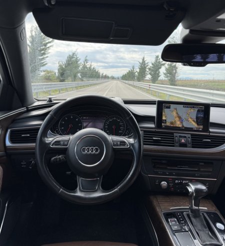 Fier, shes makine Audi A6 3.0 Benzinë Quattro – 2013 Full Option Benzin, gri metalizato automatik 252.000 km 10.900 €