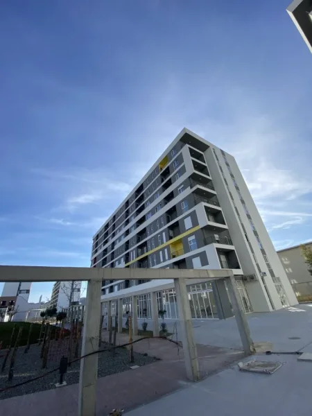 Tirane, shitet apartament 1+1+Ballkon Kati 2, 61 m² 64.000 € (Gryka Kacanikut Univers City)