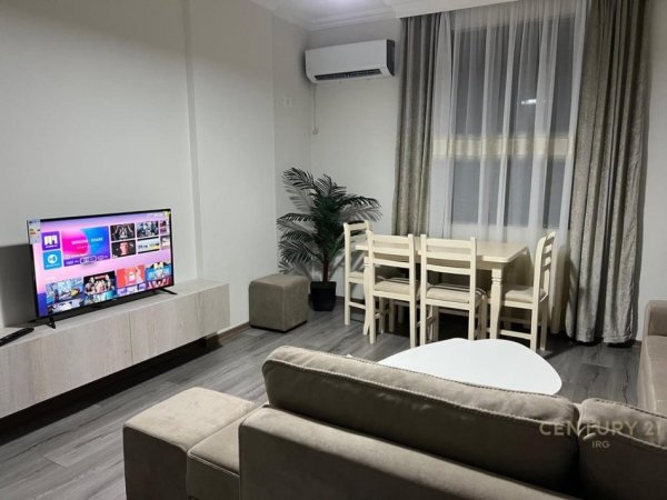 Tirane, jepet me qera apartament 1+1 Kati 6, 60 m² 600 € (pranë Kompleksit Delijorgji)