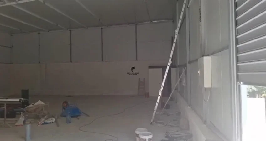 Tirane, jepet me qera magazine Kati 0, 250 m² 1.300 € (MEZEZ)