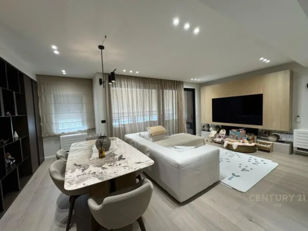Tirane, shitet apartament 2+1 Kati 3, 184 m² 400.000 € (Kodra e Diellit)