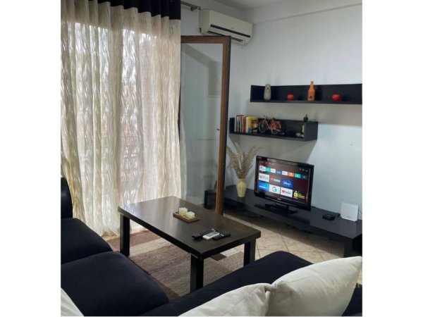 Tirane, jepet me qera apartament 1+1 Kati 2, 52 m² 475 € (Siri Kodra)