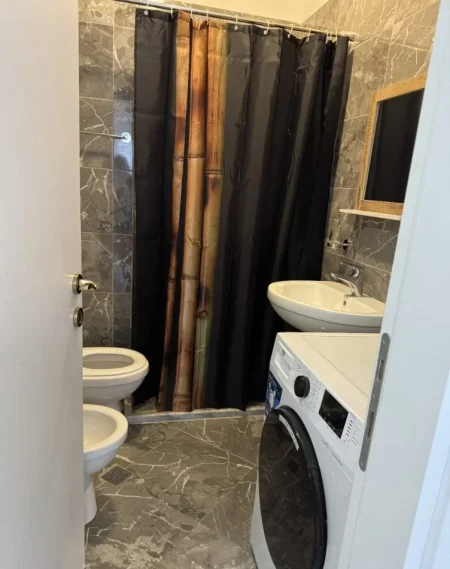 Apartament 2+1 me qera tek 21 Dhjetori/ Kompleksi Star (600 Euro)