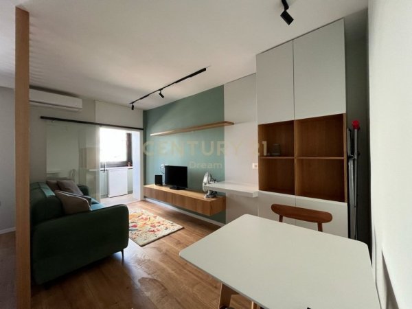 Tirane, jepet me qera apartament 1+1 Kati 4, 55 m² 570 € (Rruga e Kavajes)